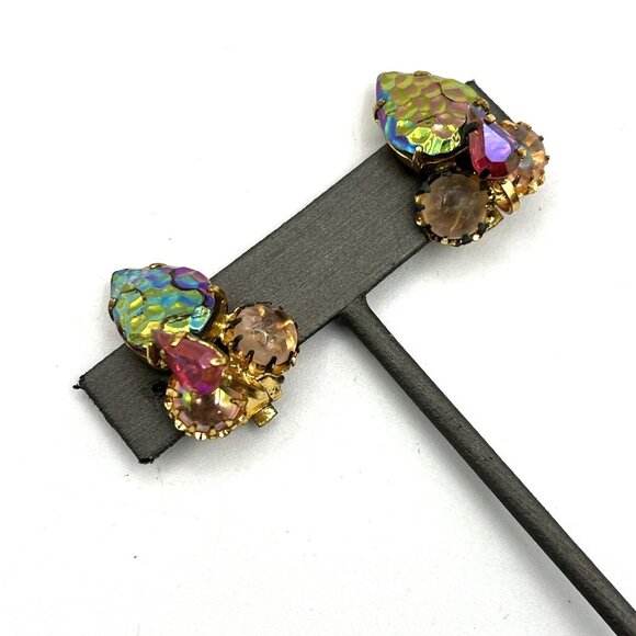 Vintage West Germany Earrings Lava Rock Peacock Glass Clip Earrings Gold Tone 1" - Picture 8 of 11